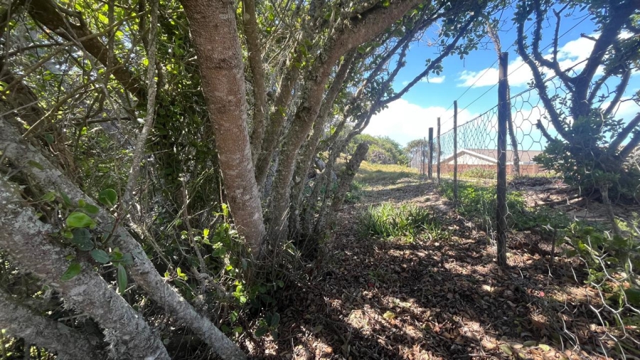 Commercial Property for Sale in Paradise Beach Eastern Cape